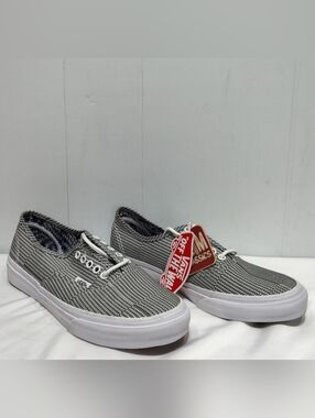 Vans Authentic Chevron Black White Sneakers Women’s 8.5‎ NWT Low Top Skate Shoes